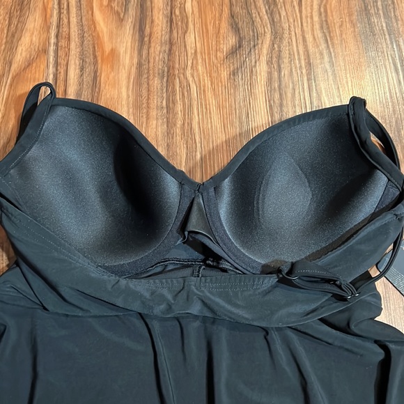 Miraclesuit Twisted Sister Adora Swim Dress - Picture 10 of 13